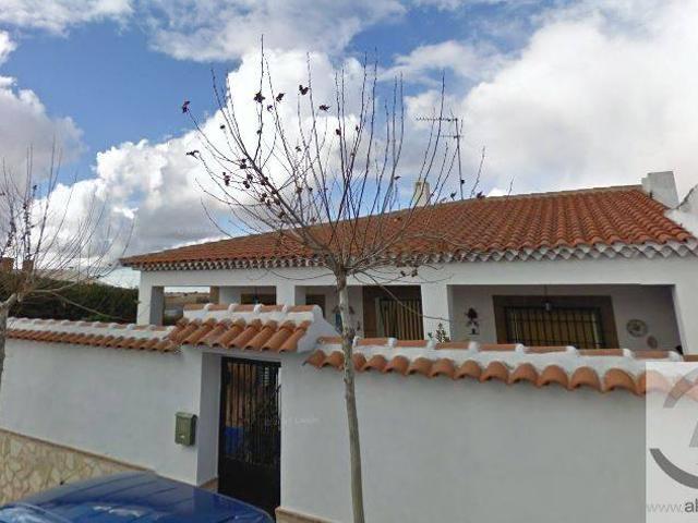 Villa en venta en El Toboso