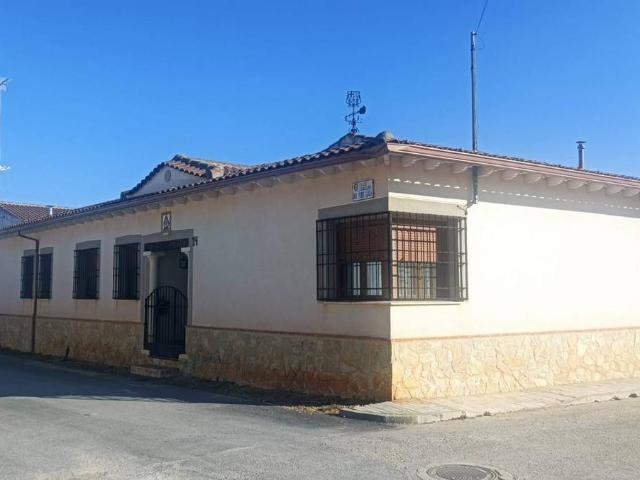 Villa en venta en El Toboso