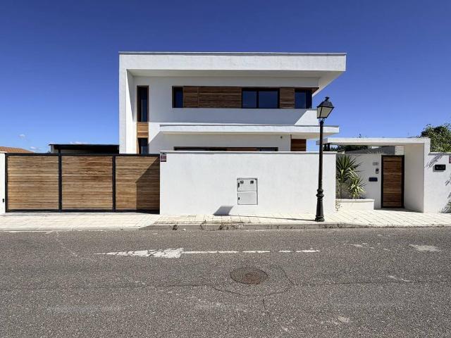 Chalet en venta en El Viso De San Juan, Castilla-La Mancha