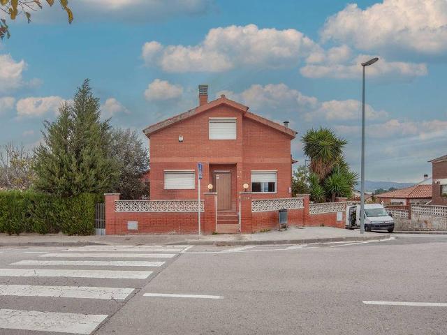 Villa en venta en Rubí
