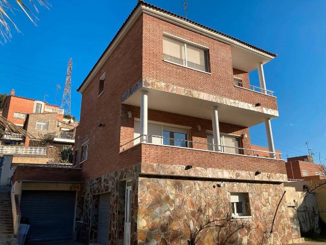 Villa en venta en Sant Boi De Llobregat, Barri Centre