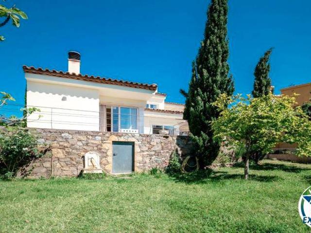 Villa en venta en Roses