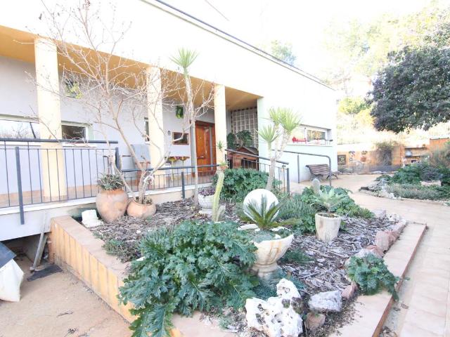Villa en venta en Collbató