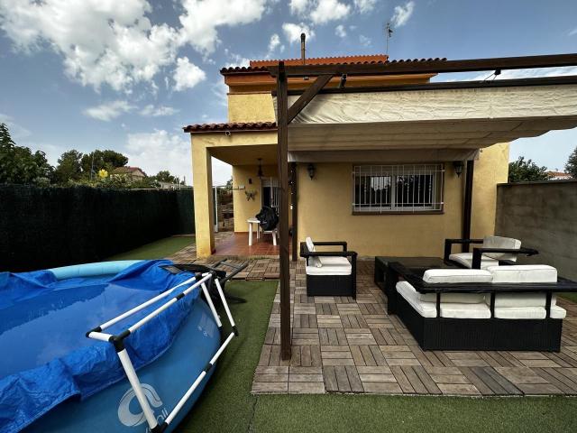 Villa en venta en Pallaresos, Els