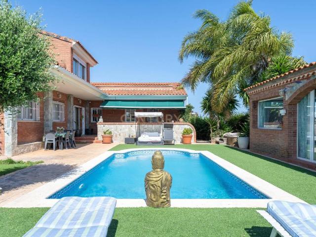 Villa en venta en Pallaresos, Els