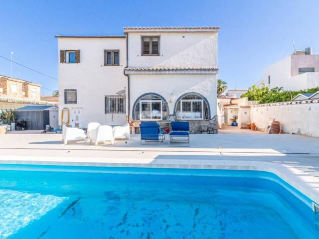 Villa en venta en Poblets, Els, Partida Revoltes