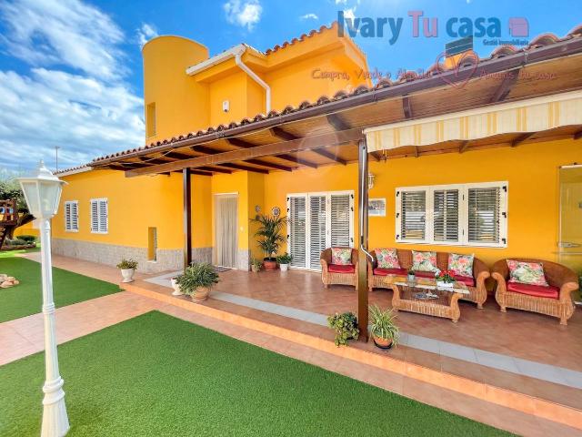 Villa en venta en Benicasim, les Vil·les