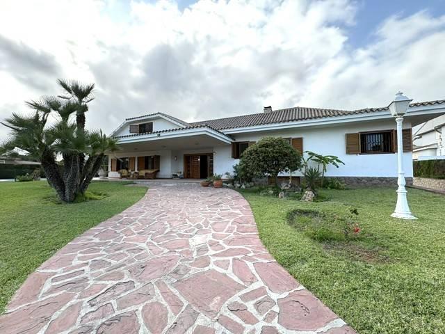 Chalet en venta en la Plana Alta, Valencia