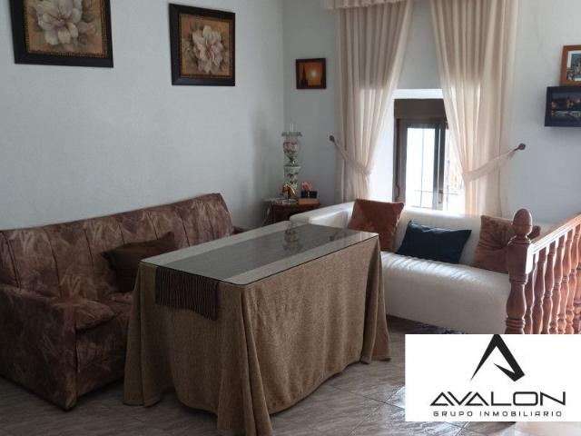 Villa en venta en Encinasola