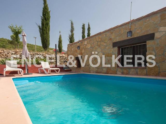 Chalet en venta en La Canal de Navarrés, Valencia