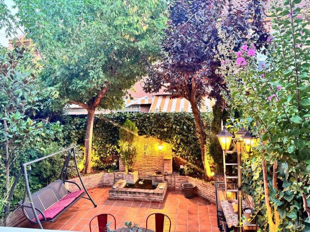 Villa en venta en Alcalá De Henares, Venecia