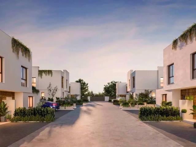 Chalet en venta en Dos Hermanas, Andalucía