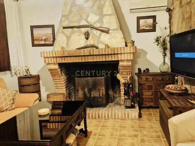 Chalet en venta en Erustes, Toledo