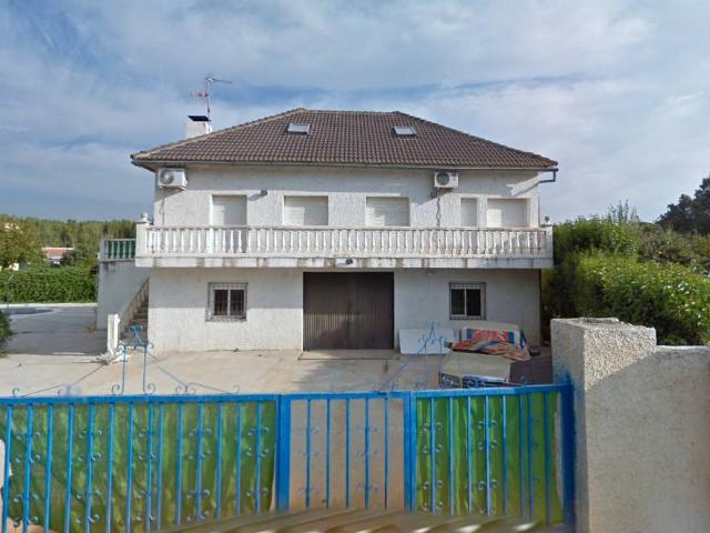 Villa en venta en Escalona