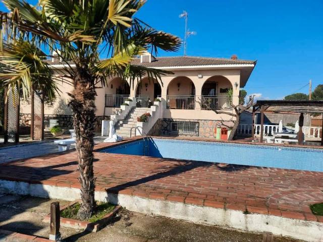 Chalet en venta en Escalona, Castilla-La Mancha