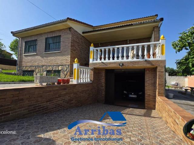 Villa en venta en Escalona