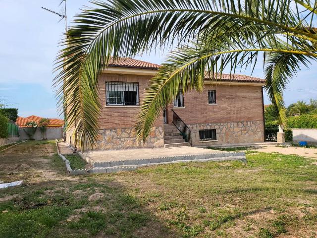 Chalet en venta en Escalona, Castilla-La Mancha