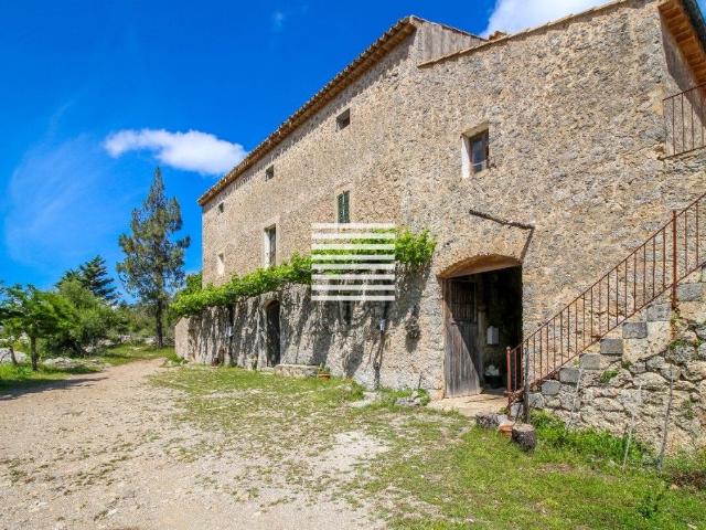 Villa en venta en Escorca