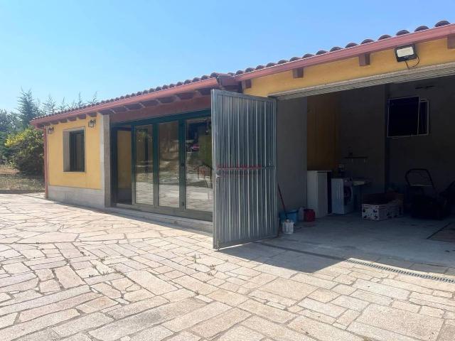 Chalet en venta en Esgos, Tarreirigo