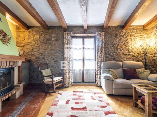 Chalet en venta en Eskoriatza, Guipúzcoa