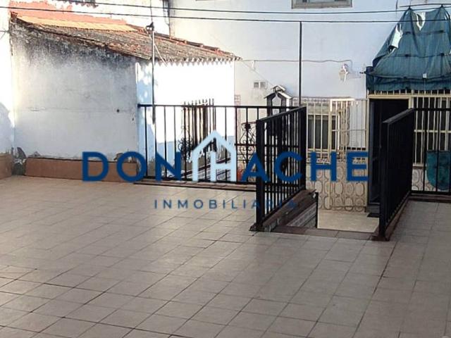 Chalet en venta en Esparragalejo, Extremadura