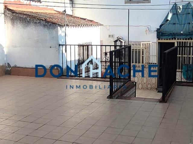 Chalet en venta en Esparragalejo