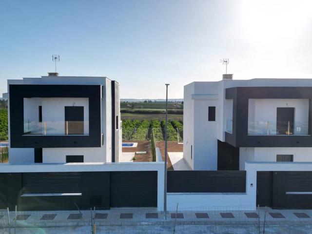 Chalet en venta en Los Barreros, Espartinas