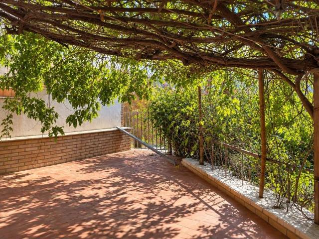 Chalet en venta en Almedina, Almería