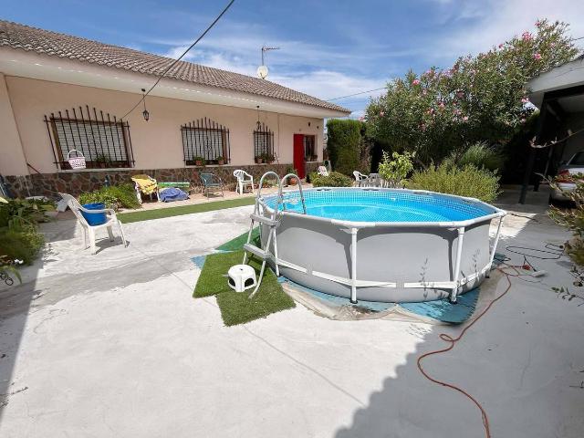 Villa en venta en Esquivias