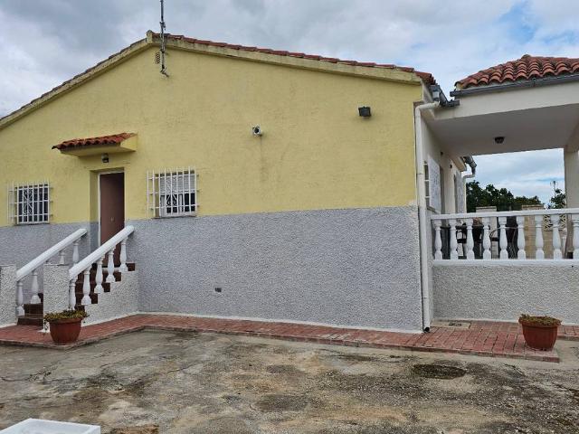 Villa en venta en Illescas