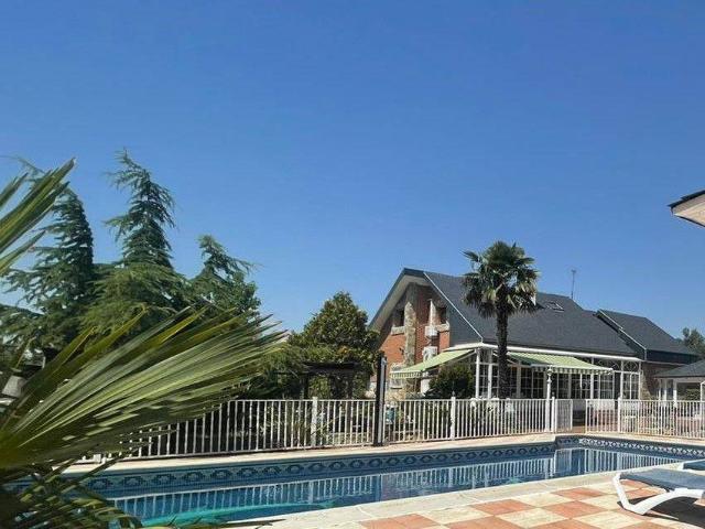 Chalet en venta en Nuevo Baztán, Madrid