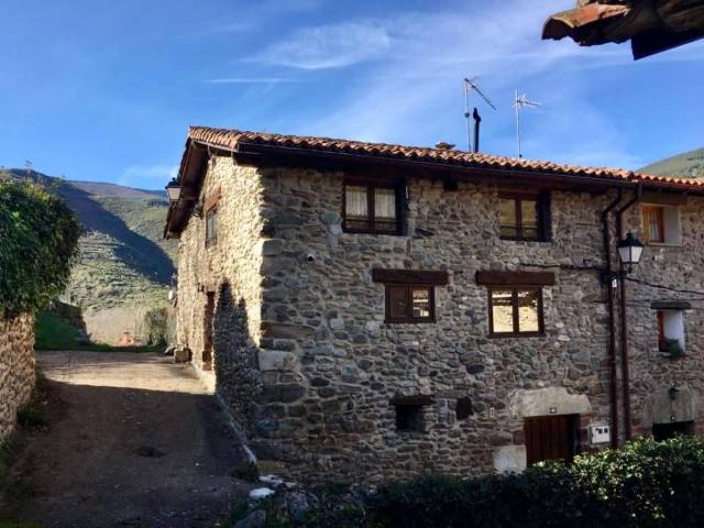 Chalet en venta en Ezcaray, La Rioja