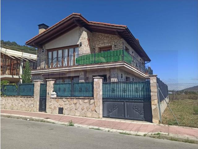 Chalet en venta en Ezcaray, La Rioja
