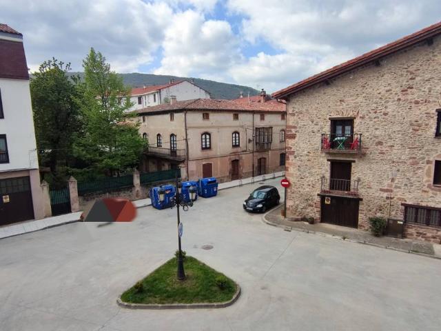Chalet en venta en Ezcaray, La Rioja