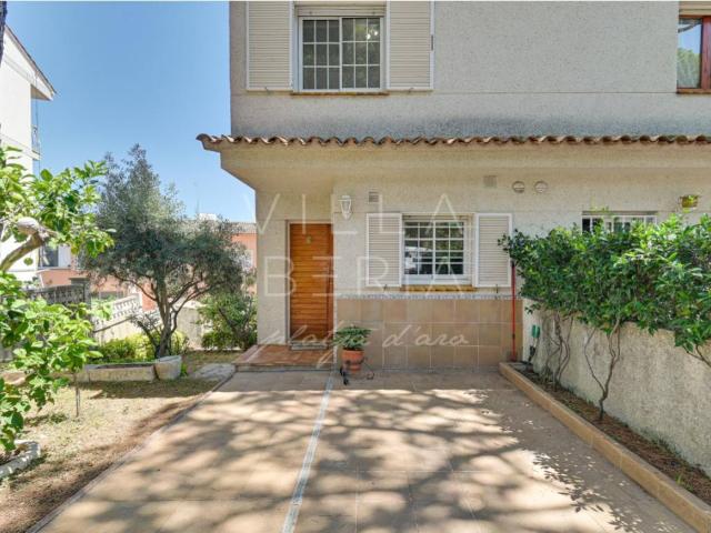 Villa en venta en Castell-platja D'aro