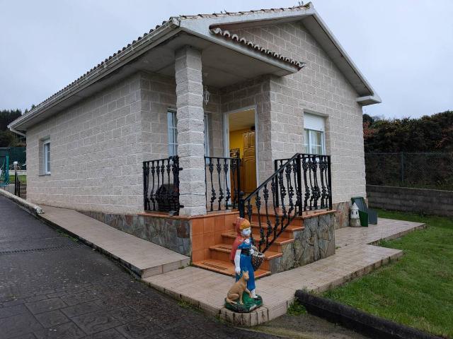 Chalet en venta en Fene, Ferrol