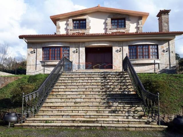 Chalet en venta en Fene, Ferrol