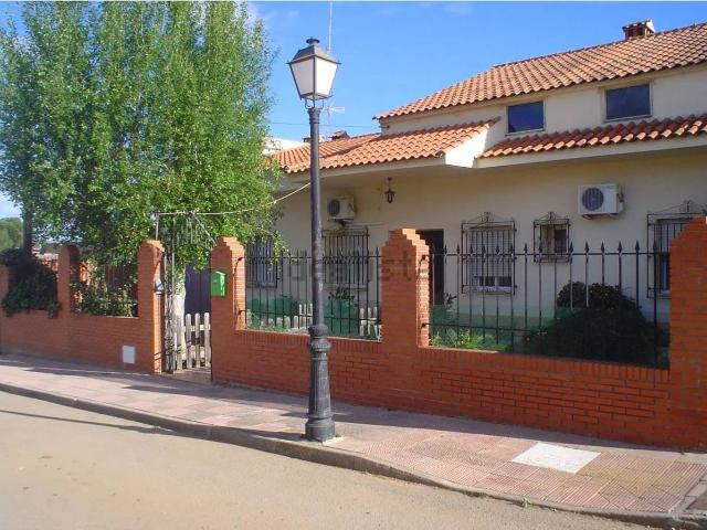 Chalet en venta en Fernán Caballero, Castilla-La Mancha