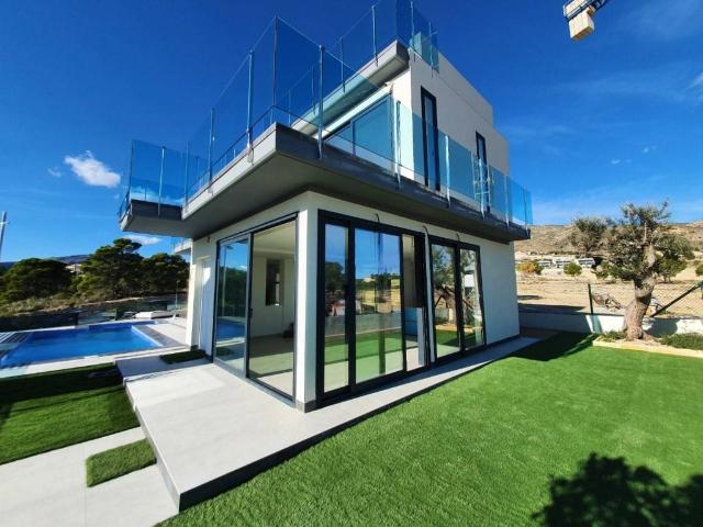 Chalet en venta en la Marina Baixa, Valencia