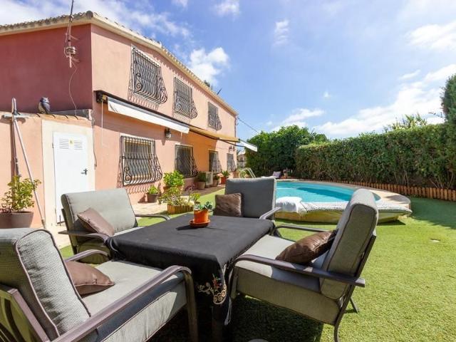 Villa en venta en Finestrat