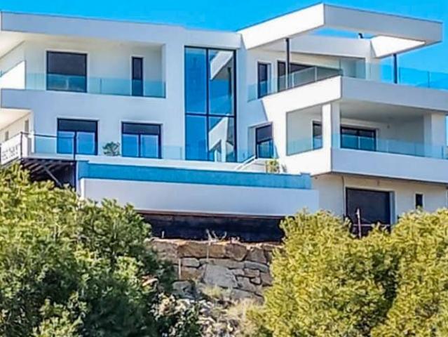 Villa en venta en Finestrat
