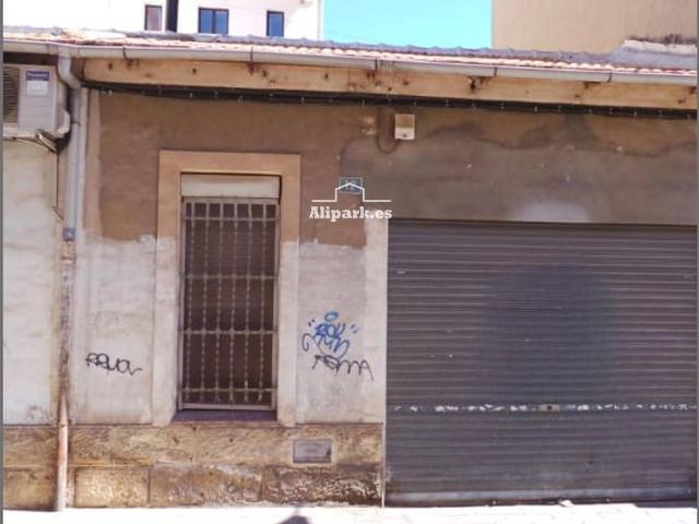 Chalet en venta en Casco Antiguo - Santa Cruz - Ayuntamiento, l'Alacantí