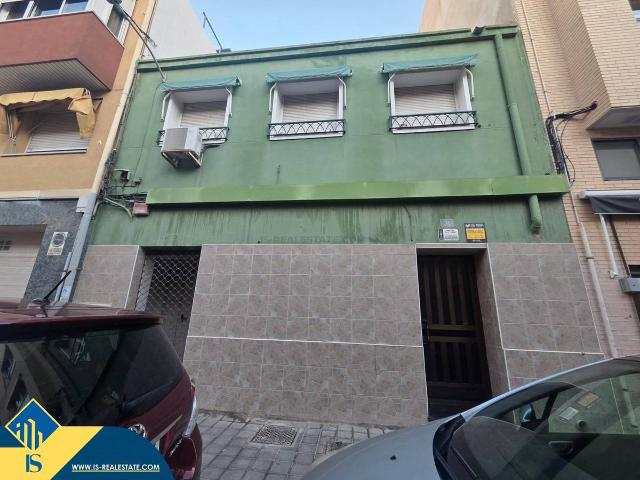 Chalet en venta en Casco Antiguo - Santa Cruz - Ayuntamiento, l'Alacantí