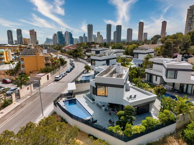 Villa en venta en Benidorm, el Calvari