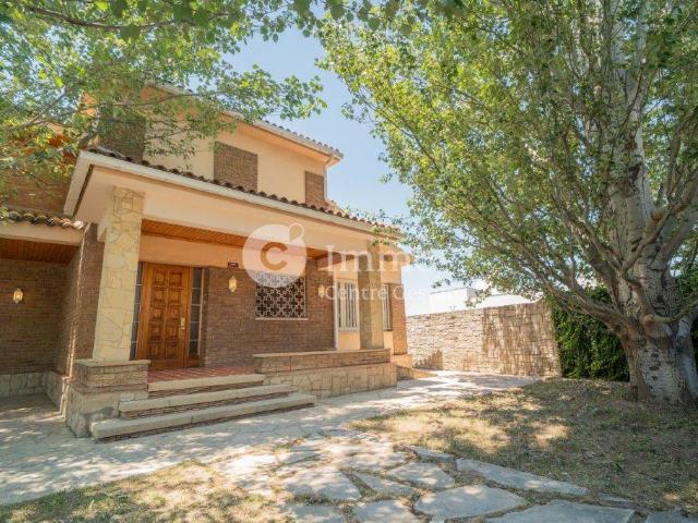 Villa en venta en Fondarella