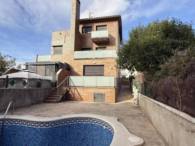 Chalet en venta en Centrevila, Garraf