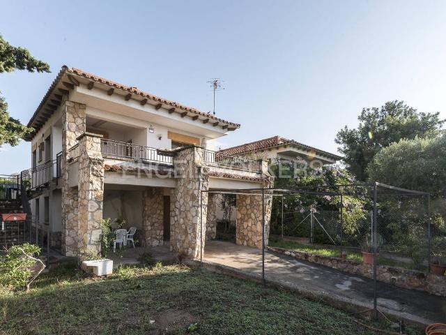 Villa en venta en Vilanova I La Geltrú, Centrevila