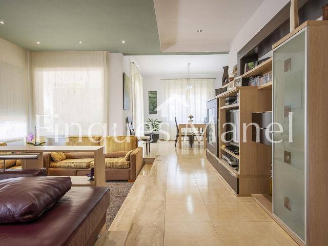 Chalet en venta en Pla de l'Estany, Catalunya