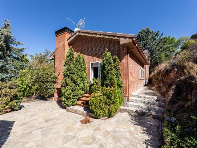 Chalet en venta en La Estación, Collado