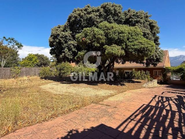 Chalet en venta en La Estación, Collado